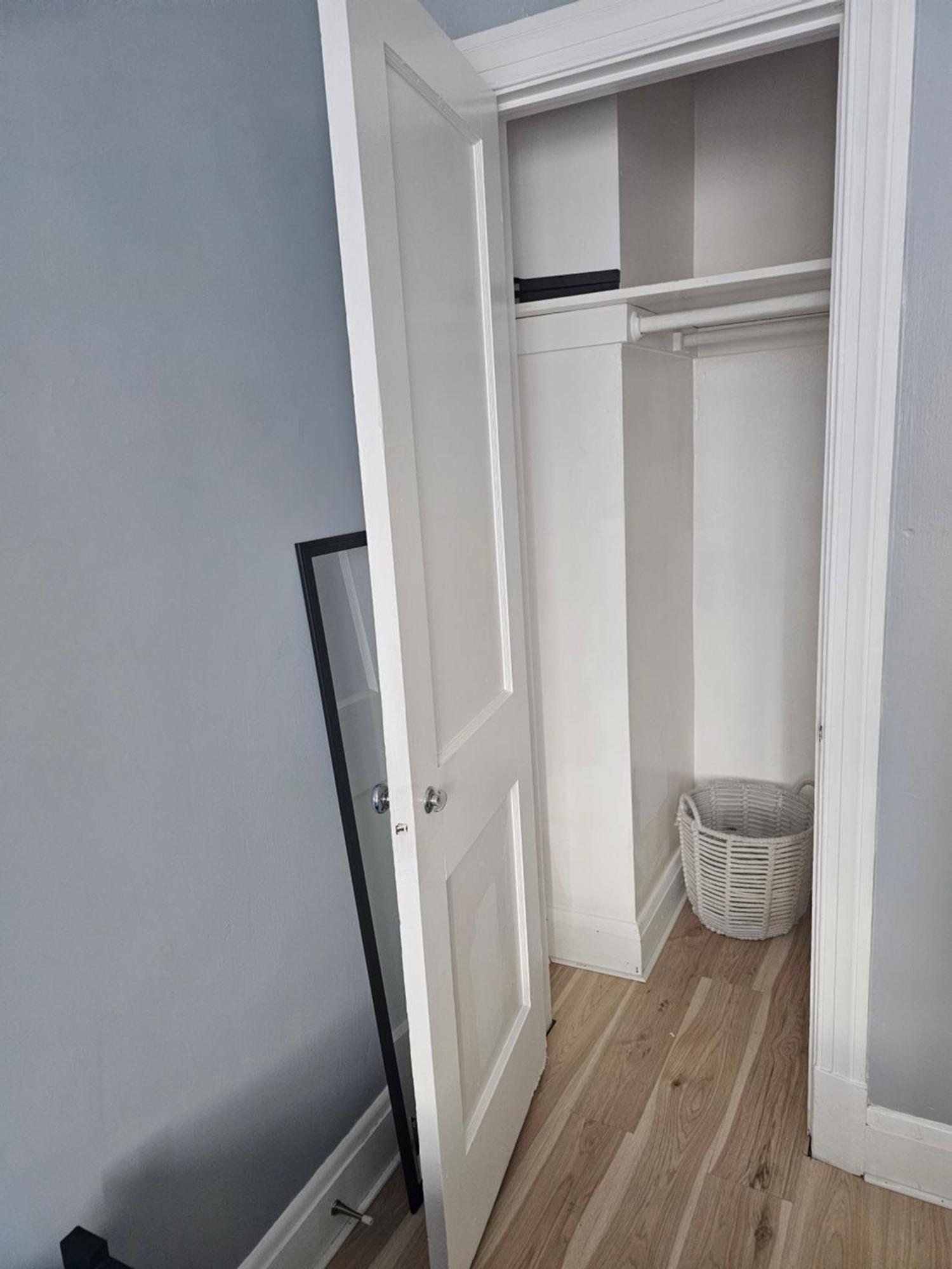 Small Cozy Room, Shared Bathroom Baltimore Zewnętrze zdjęcie